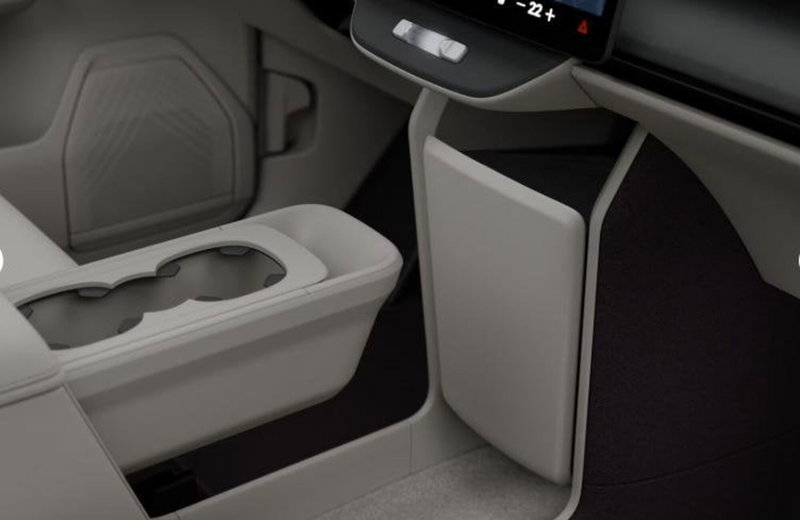 Volvo EX60 nuova a Milano (14)