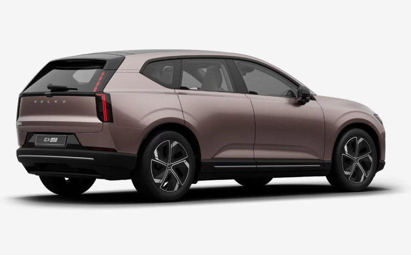 Volvo EX60 nuova a Milano (5)
