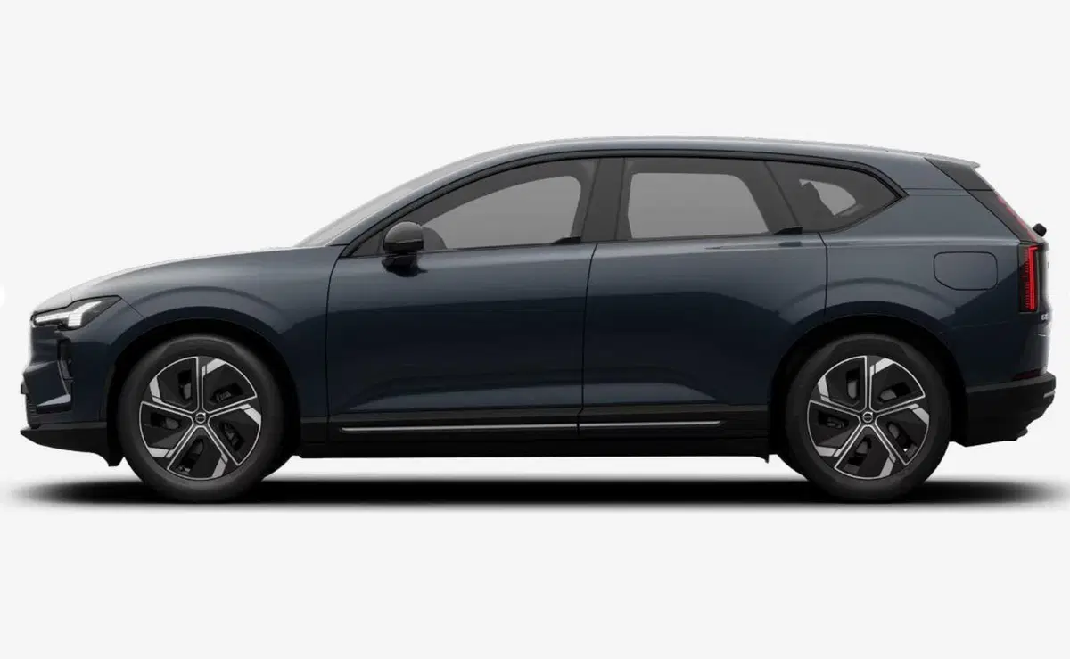 Volvo EX60 nuova a Milano (3)