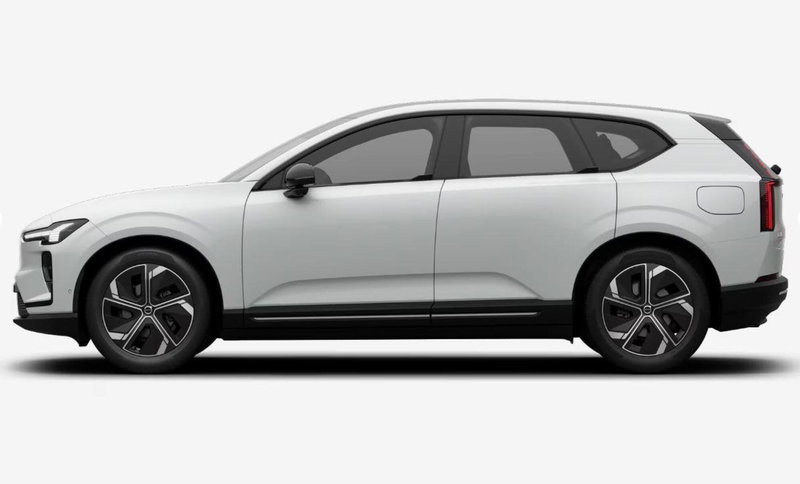 Volvo EX60 nuova a Milano (2)