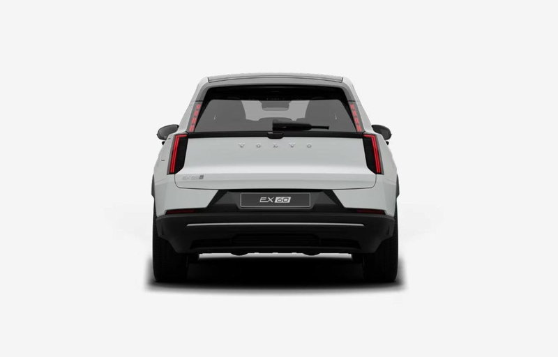Volvo EX60 nuova a Milano (4)