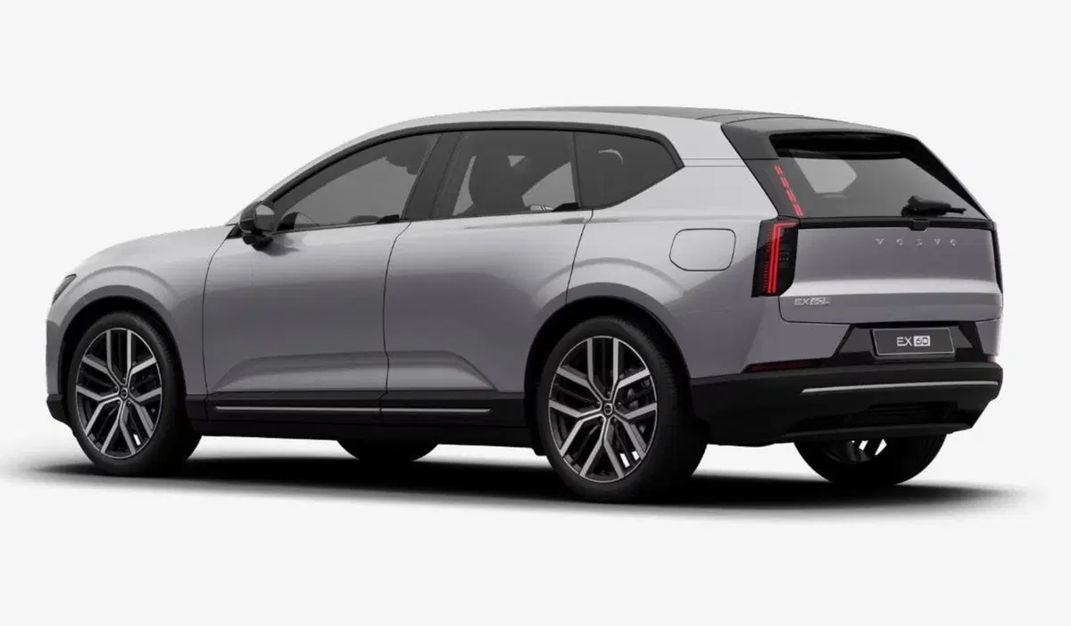 Volvo EX60 nuova a Milano (3)