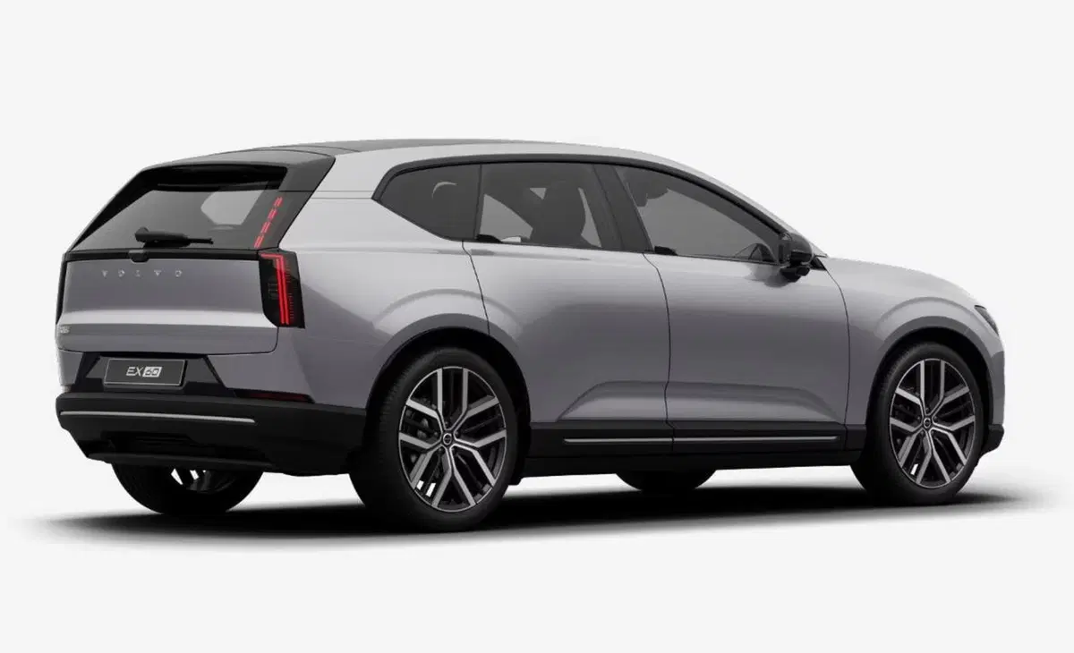 Volvo EX60 nuova a Milano (4)
