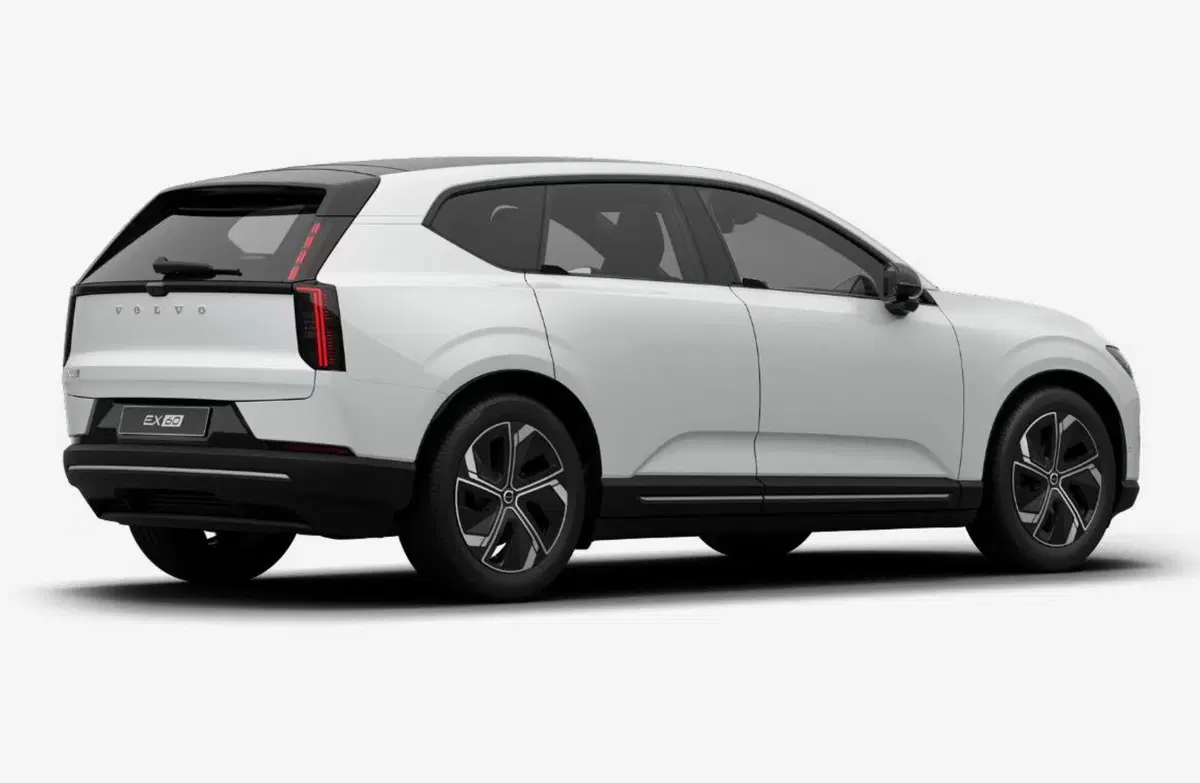 Volvo EX60 nuova a Milano (5)