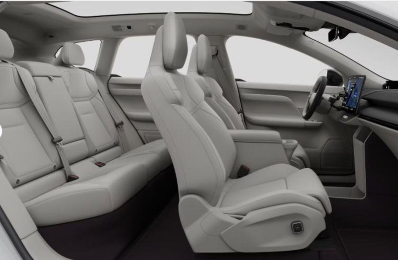 Volvo EX60 nuova a Milano (10)