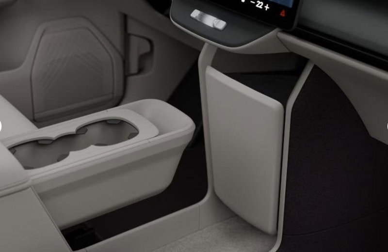 Volvo EX60 nuova a Milano (14)