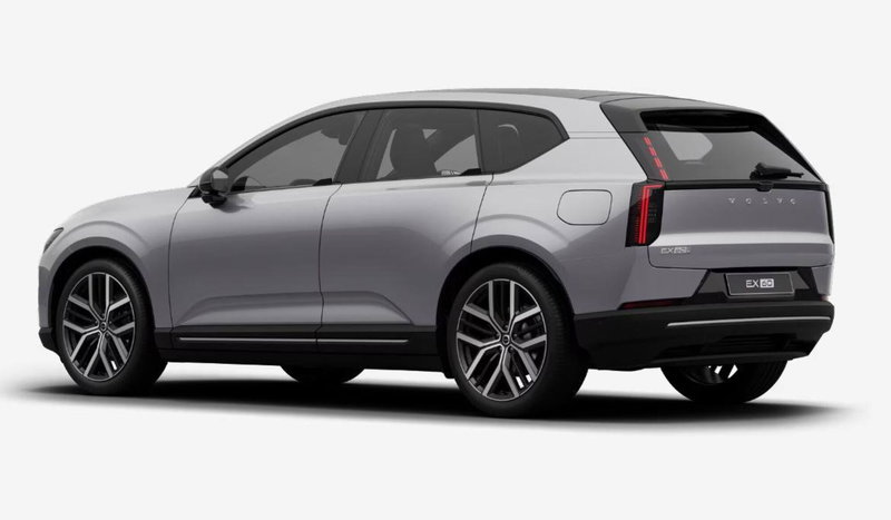 Volvo EX60 nuova a Milano (3)