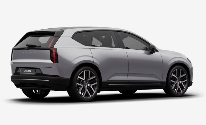Volvo EX60 nuova a Milano (4)