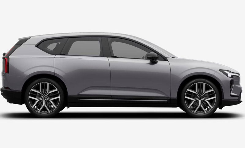 Volvo EX60 nuova a Milano (8)
