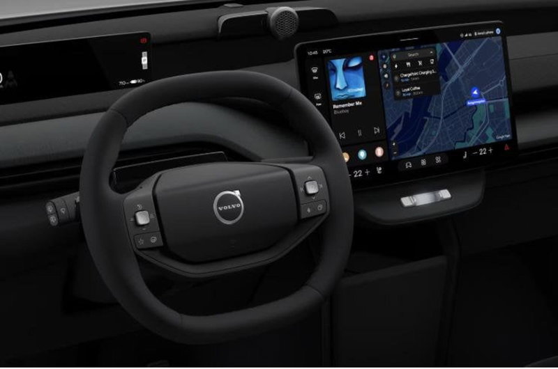 Volvo EX60 nuova a Milano (17)