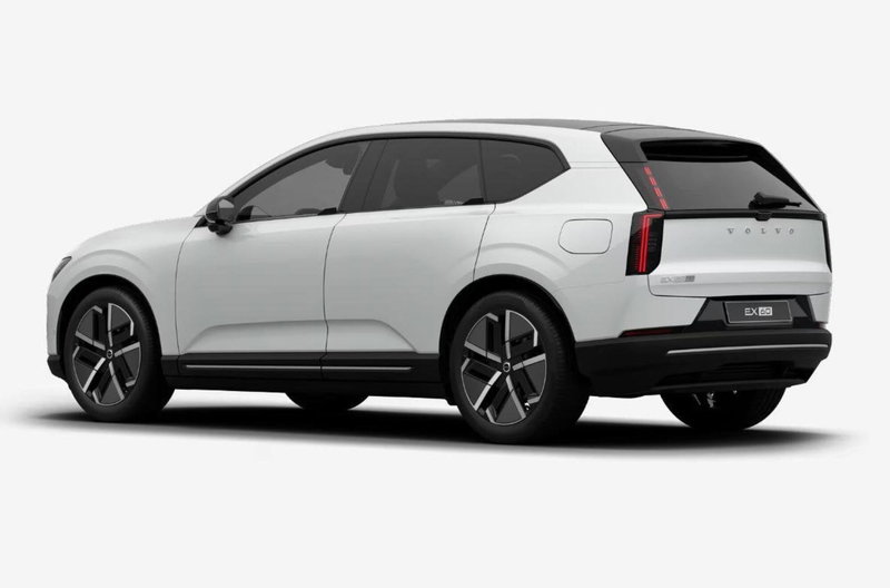 Volvo EX60 nuova a Milano (2)