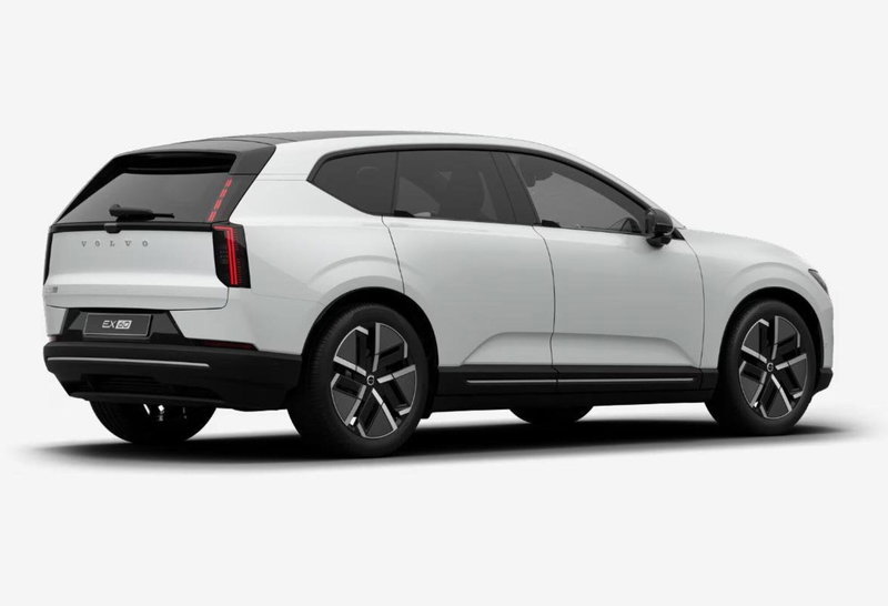 Volvo EX60 nuova a Milano (5)