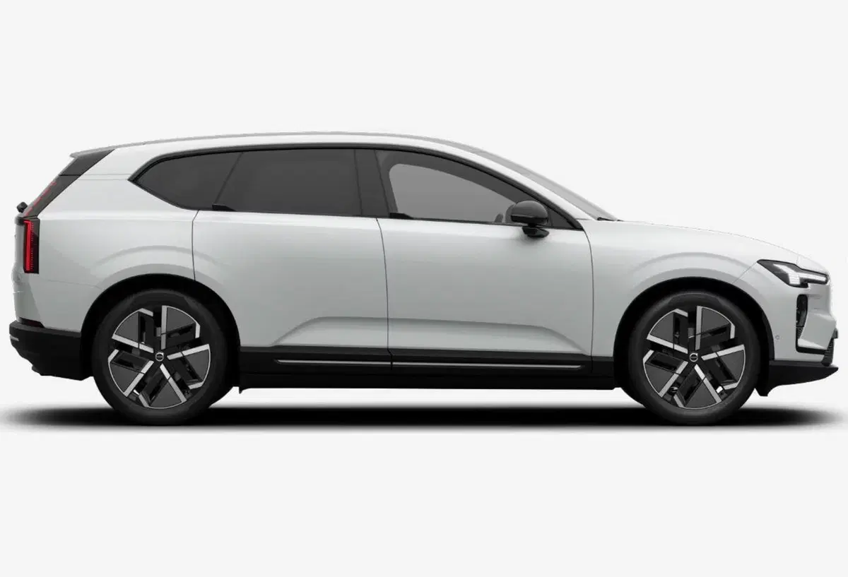 Volvo EX60 nuova a Milano (8)