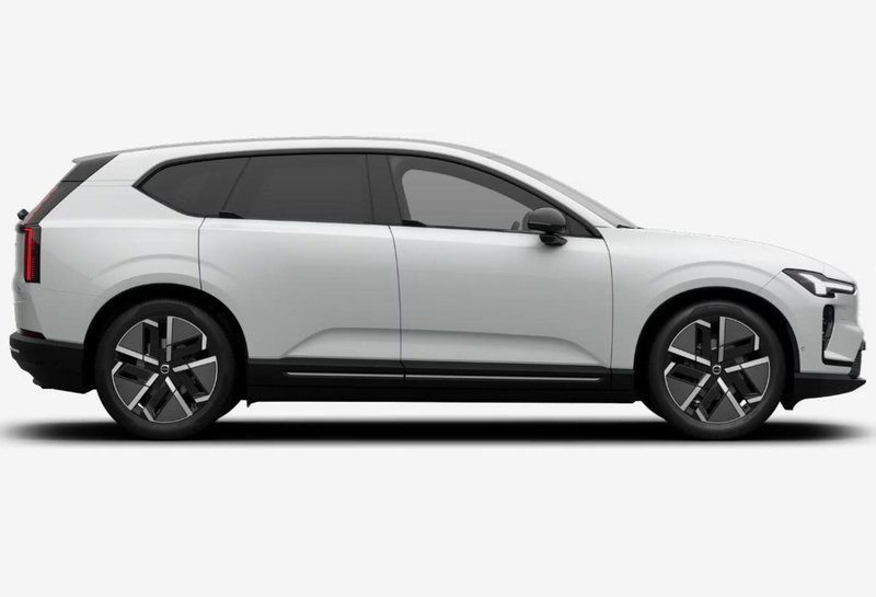 Volvo EX60 nuova a Milano (8)