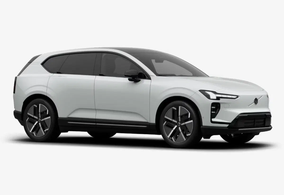 Volvo EX60 nuova a Milano (9)