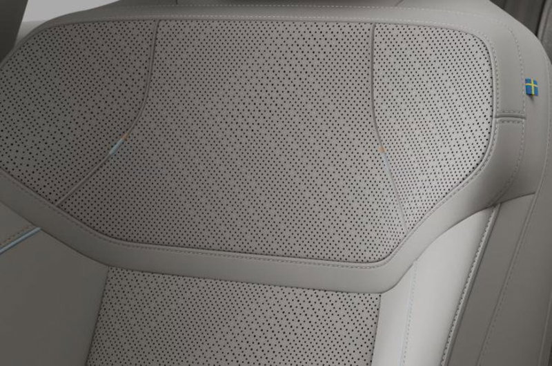 Volvo EX60 nuova a Milano (11)