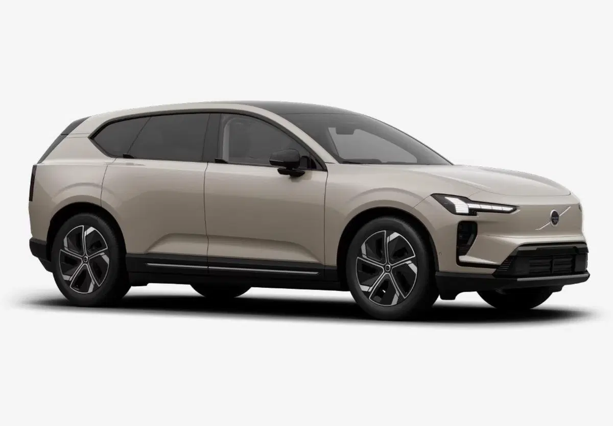 Volvo EX60 nuova a Milano (8)