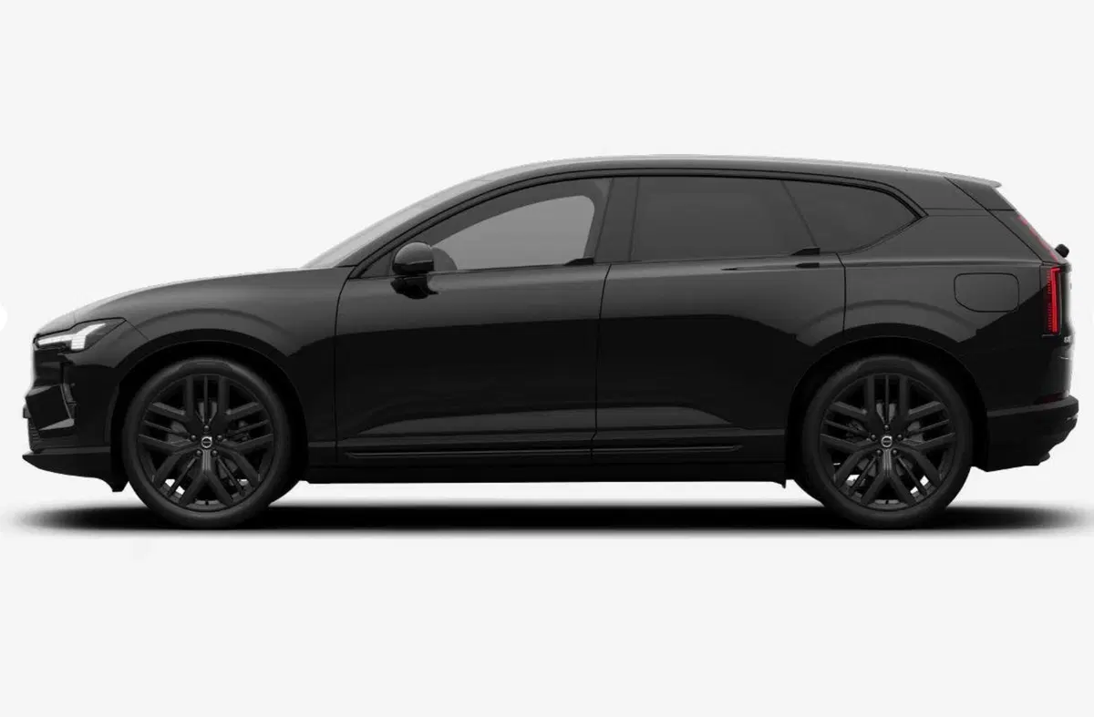 Volvo EX60 nuova a Milano (3)