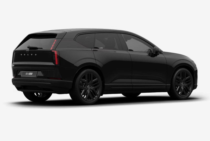 Volvo EX60 nuova a Milano (5)
