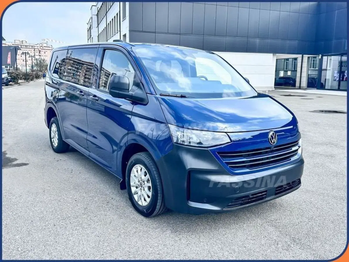Volkswagen Veicoli Commerciali Caravelle nuova a Milano