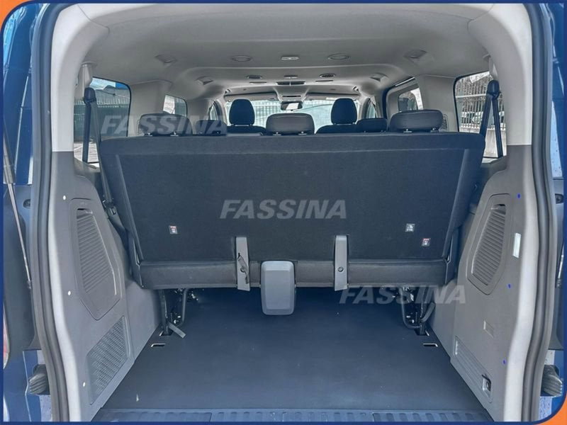 Volkswagen Veicoli Commerciali Caravelle nuova a Milano (10)