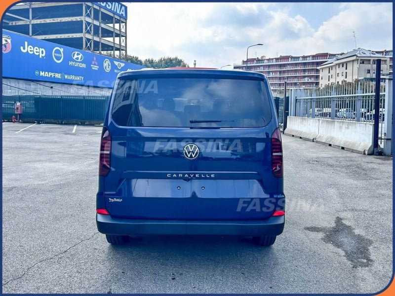 Volkswagen Veicoli Commerciali Caravelle nuova a Milano (5)