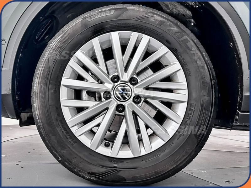 Volkswagen T-Roc usata a Milano (7)