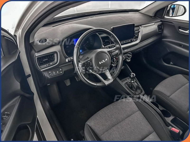 Kia Stonic usata a Milano (9)