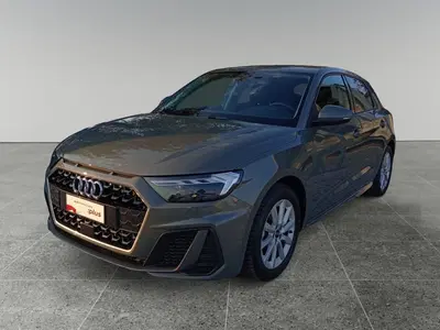 Audi A1 Sportback 25 TFSI S tronic S line edition del 2025 usata a Triggiano