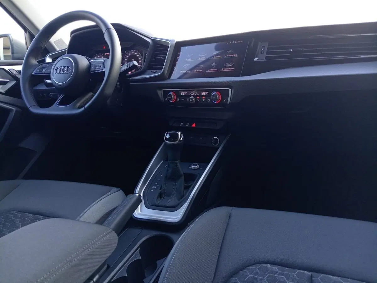 Audi A1 Sportback usata a Bari (4)