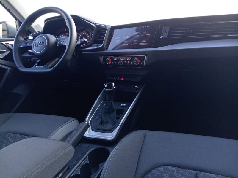 Audi A1 Sportback usata a Bari (4)