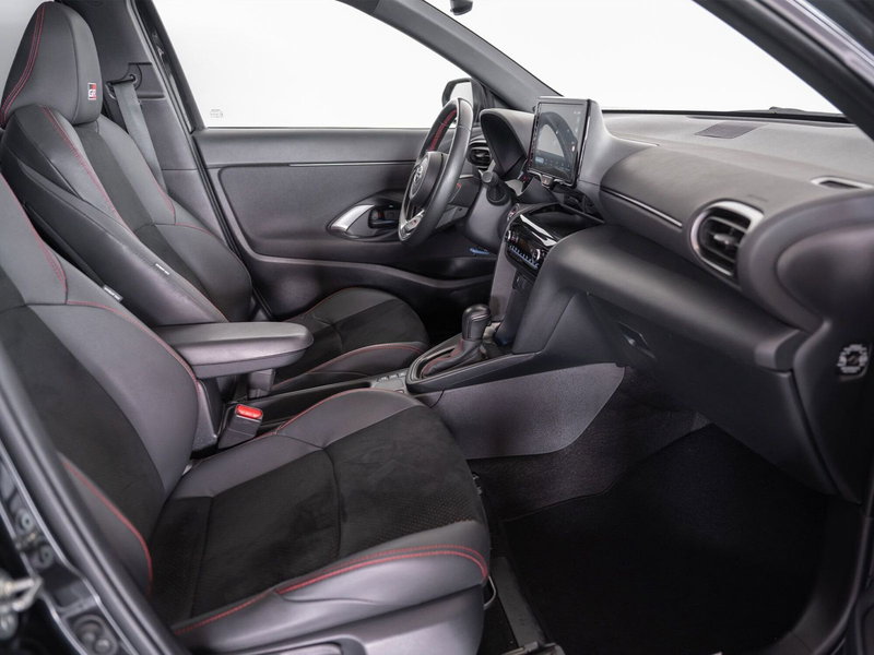 Toyota Yaris Cross usata a Foggia (7)