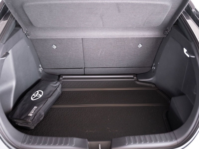 Toyota Toyota C-HR usata a Foggia (11)