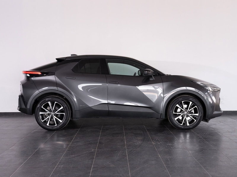 Toyota Toyota C-HR usata a Foggia (15)