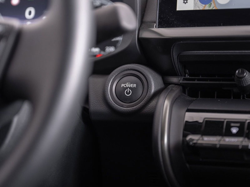 Toyota Toyota C-HR usata a Foggia (19)