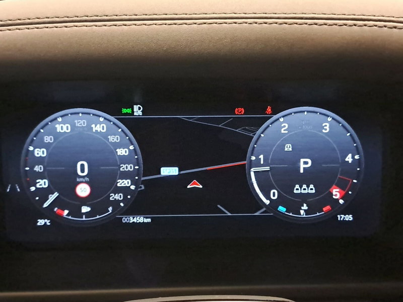 Land Rover Defender usata a Pavia (10)