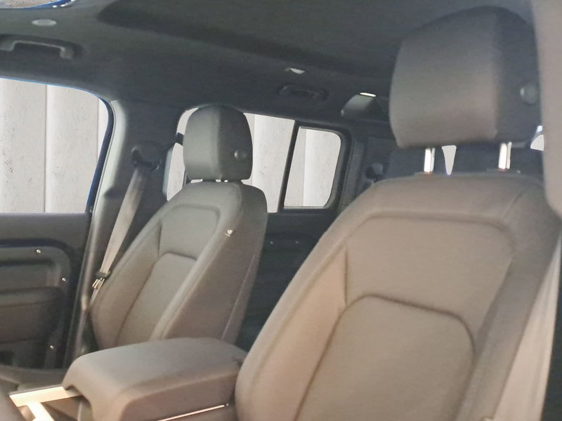 Land Rover Defender usata a Pavia (11)