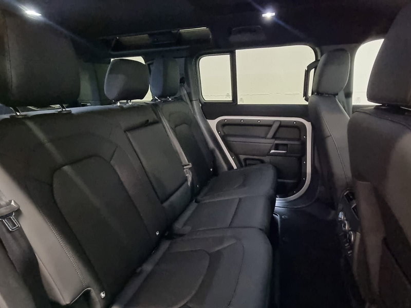 Land Rover Defender usata a Brescia (5)