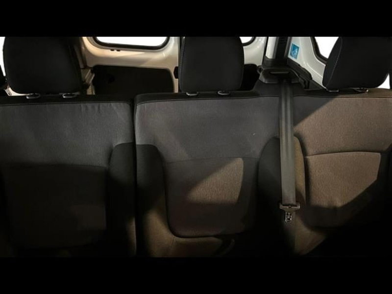 Opel Vivaro Furgone usata a Firenze (12)