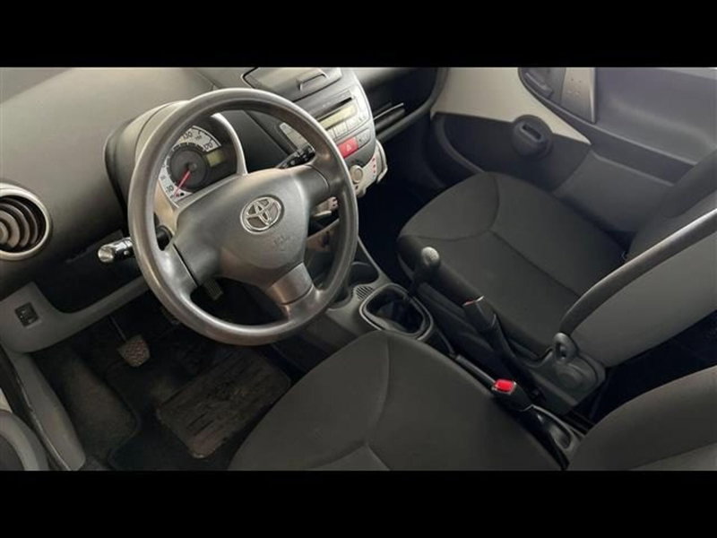 Toyota Aygo usata a Firenze (10)