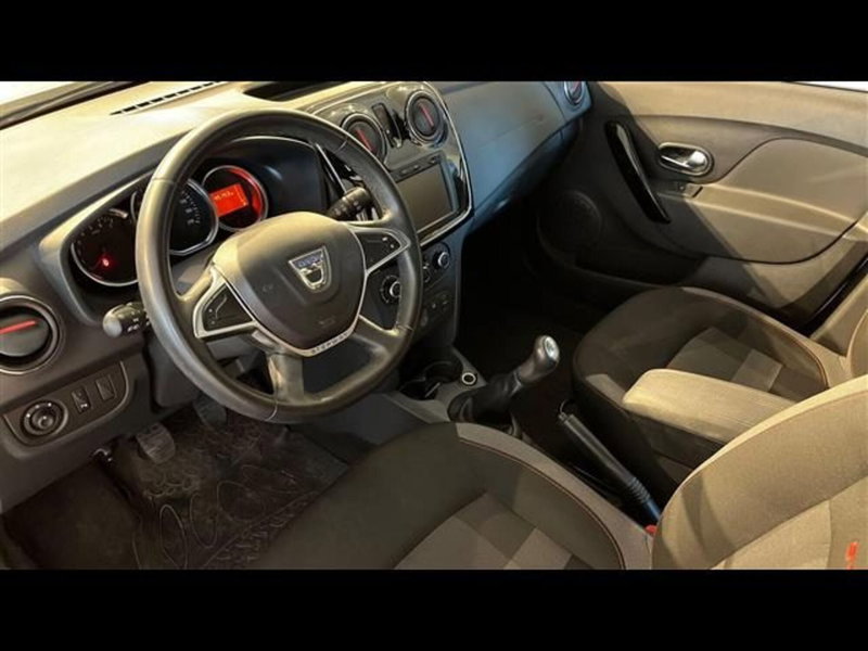 Dacia Sandero usata a Firenze (10)