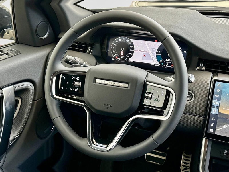 Land Rover Discovery Sport usata a Bari (10)