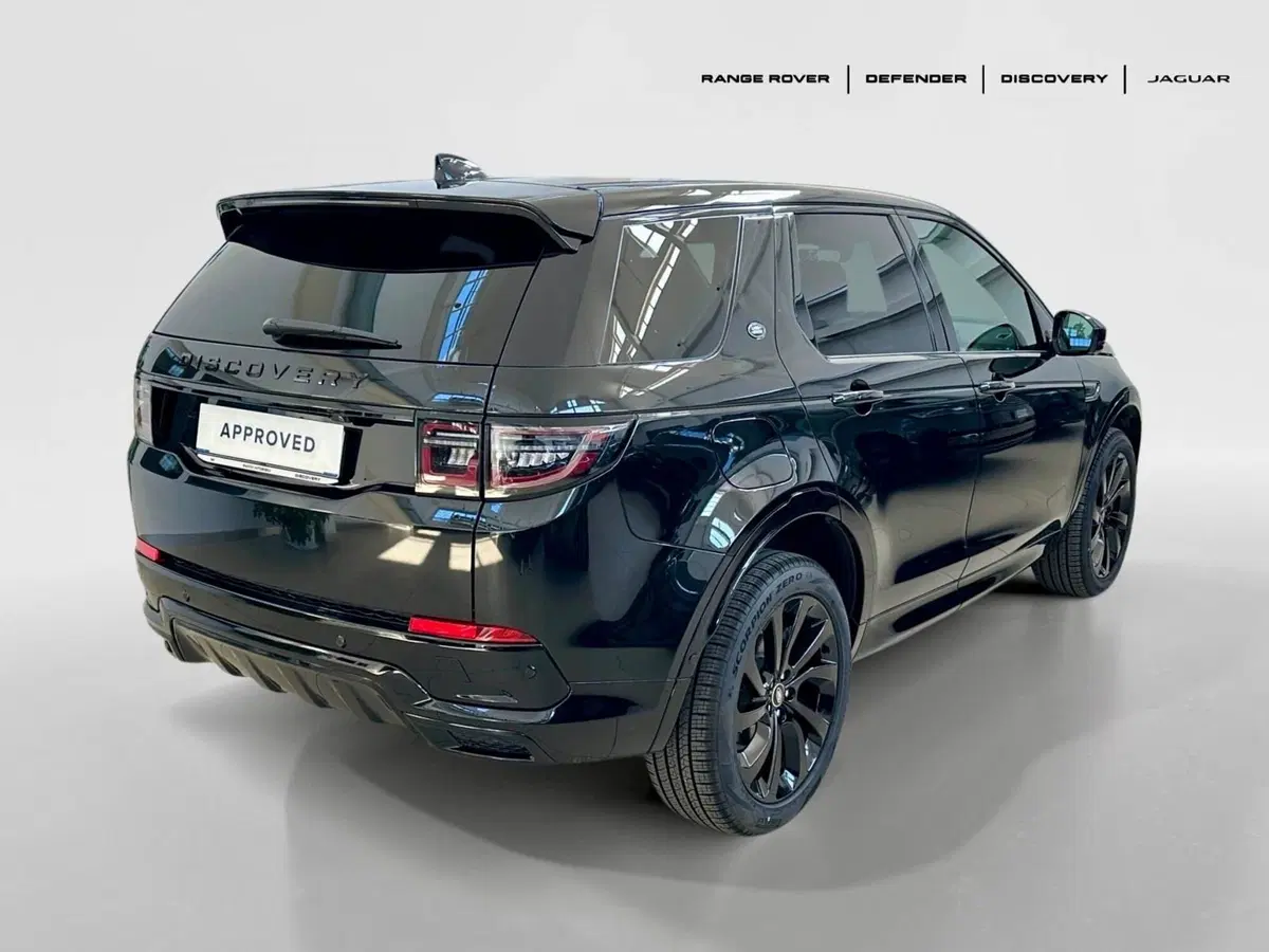 Land Rover Discovery Sport usata a Bari (2)