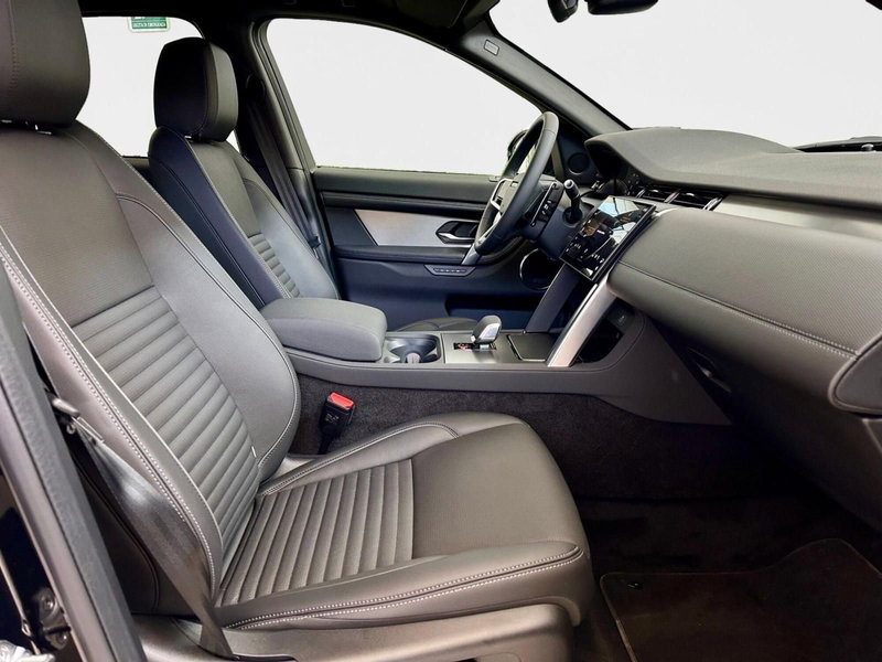 Land Rover Discovery Sport usata a Bari (3)