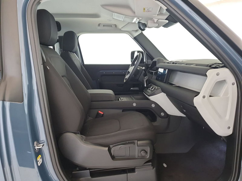 Land Rover Defender usata a Monza e Brianza (3)