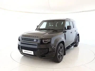 Land Rover Defender 110 3.0d i6 mhev SE awd 200cv auto 6p.ti del 2025 usata a Monza