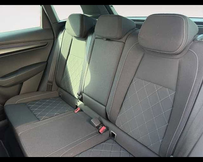 Skoda Karoq usata a Ravenna (15)