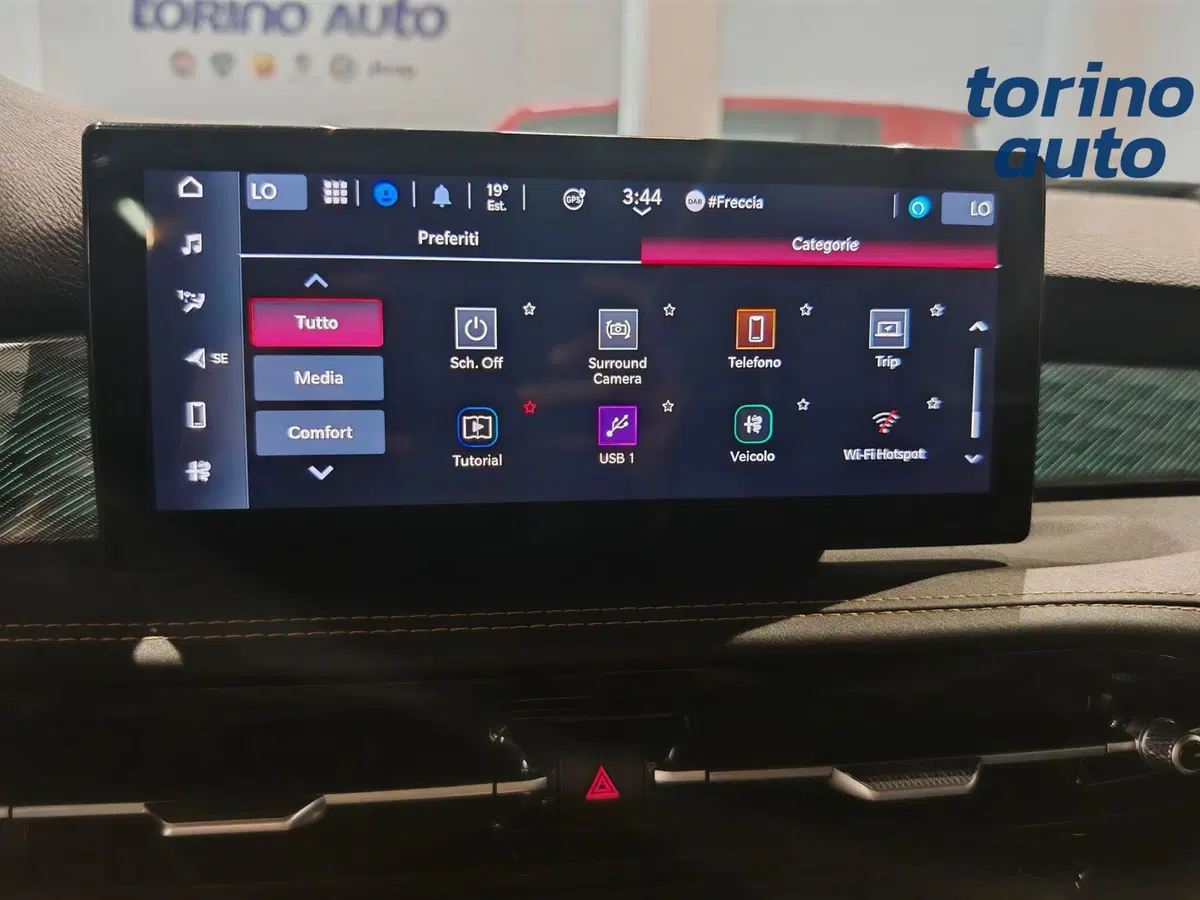 Alfa Romeo Tonale usata a Torino (20)