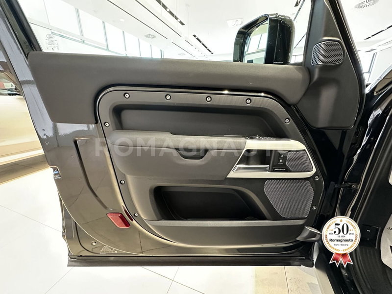 Land Rover Defender usata a Forlì-Cesena (14)