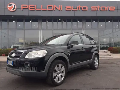 Chevrolet Captiva 2.0 VCDi LTX del 2008 usata a Modena